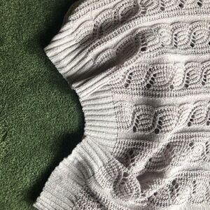 American eagle sweater